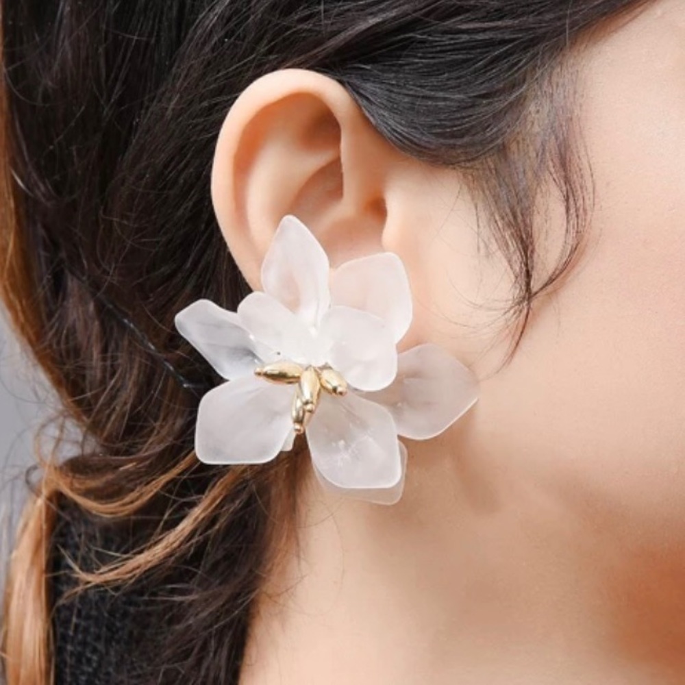 Earring